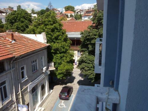 Thomas Palace Apartments