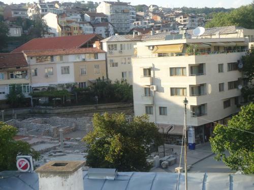 Thomas Palace Apartments
