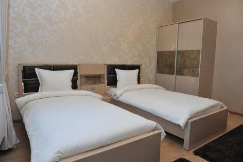 Eros Motel