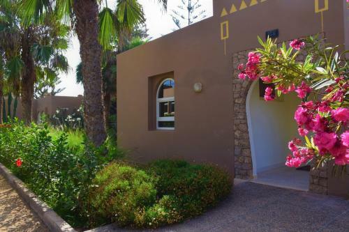 Villa In Club Evasion