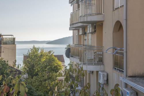 Apartments Lux Milano, Savina,herceg-novi