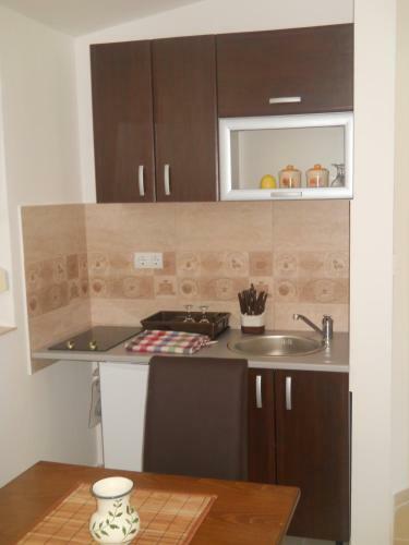 Apartments Brnjada Sutomore