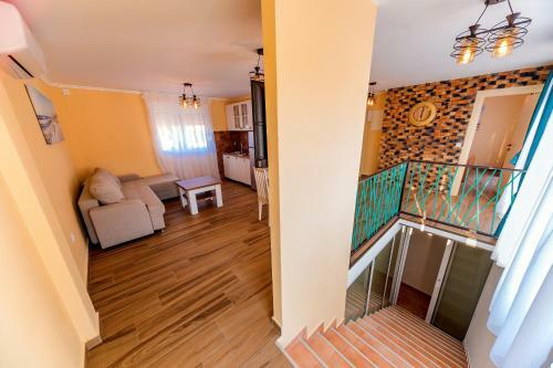Apartments And Rooms Sole Mar