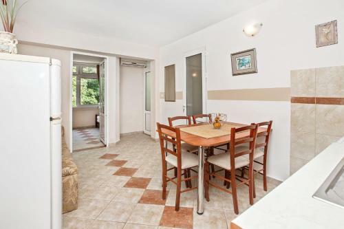 Apartments Villa Popovic