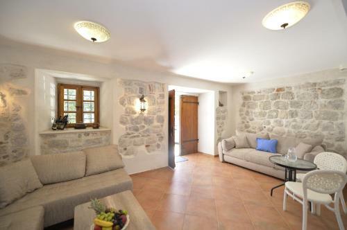 Vila Gina Apartments