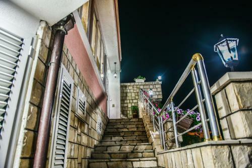 Apartments Monte Wiena
