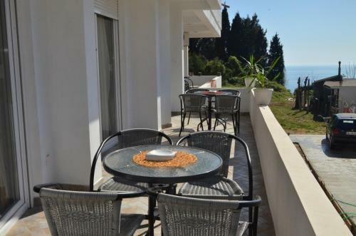 Hostal Guest House Casa Pineta