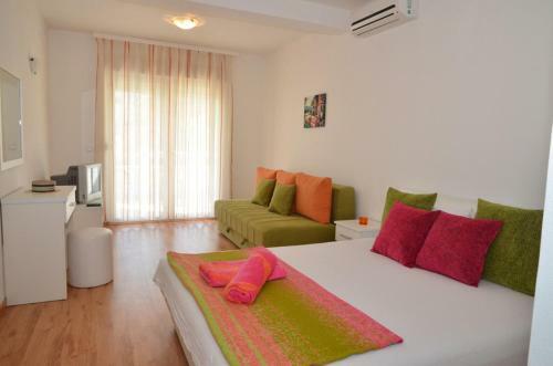 Hostal Guest House Casa Pineta