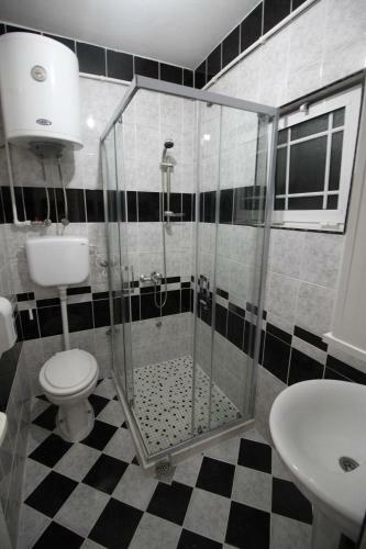Hostal Apartments Cota Guesthouse