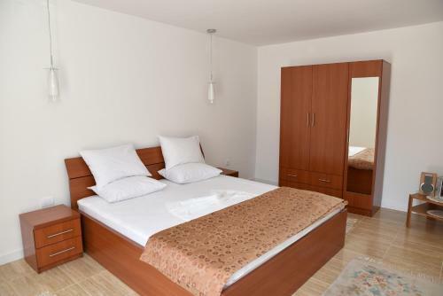 Hostal Guest House Evropa