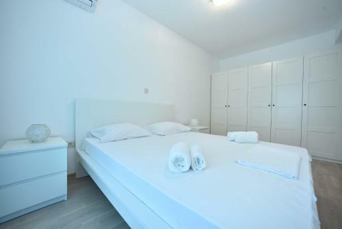 Luxury Fontana Apartments