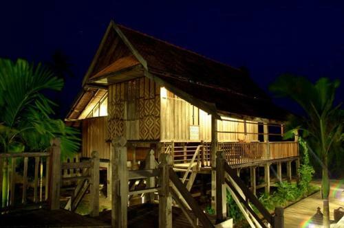 Hotel Terrapuri Heritage Village, Penarik