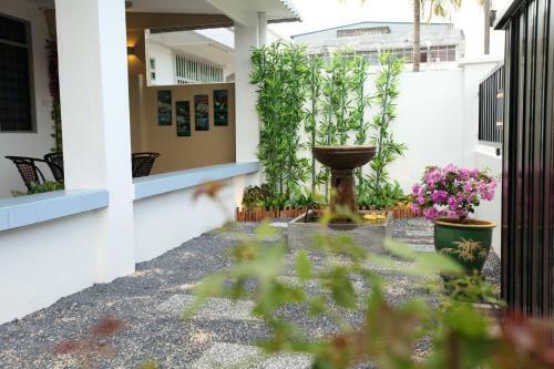Come Inn Homestay 1380