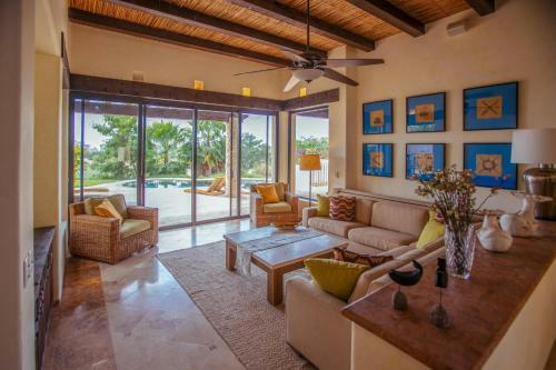 Luxury Villa With Ocean Views,villa Vista Azul