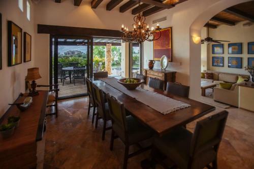Luxury Villa With Ocean Views,villa Vista Azul