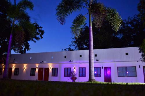 Hotel Villa Blanca Suites