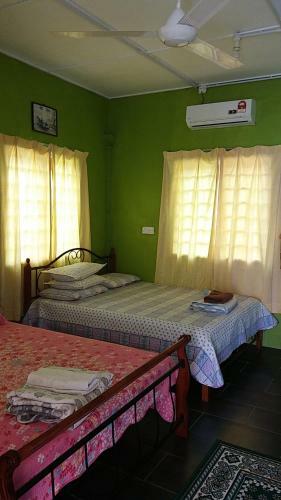Dhia Irdina Homestay
