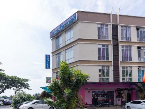 Oyo 1172 Hotel Shlyo