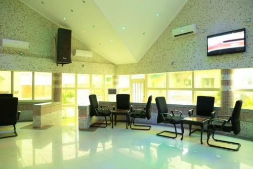 Conference Hotel And Suites Sagamu