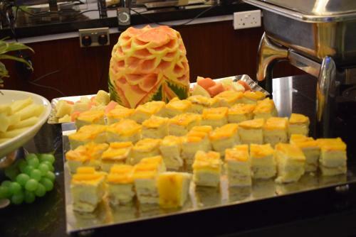 Grand Pela Hotel & Suites