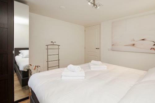 Canal Garden Apartments II By Vgw
