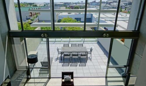 Luxury Mt Eden Apartment With Spectacular Views