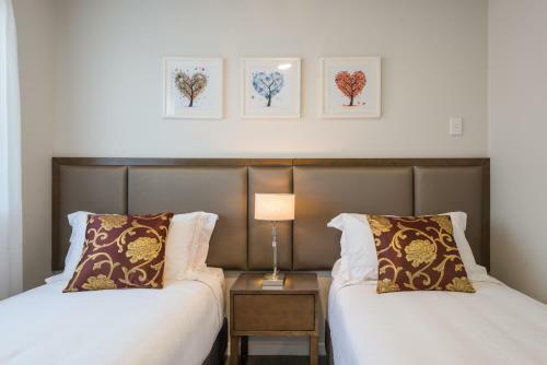 Golden Star Motel