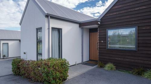 Queenstown Retreat - Grand