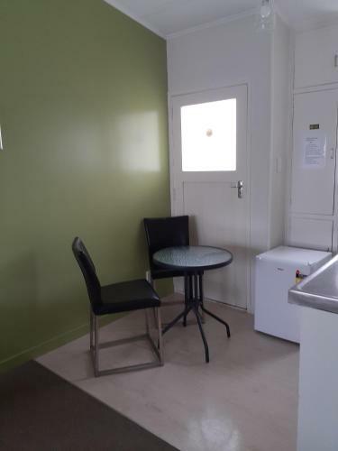 Featherston Motels And Camping