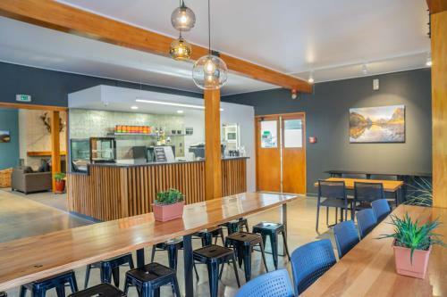 Motel Fiordland National Park Lodge