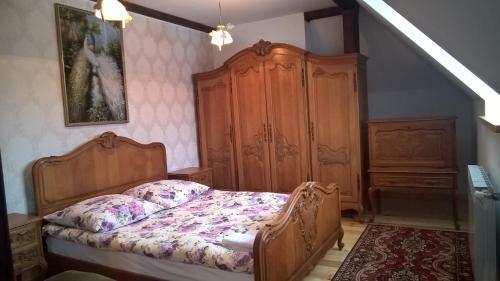 Hostal Noclegi Dw�r Szlachecki Biedacz�w