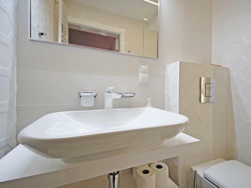 City Center - ?wi?tego Ducha By Apartmore