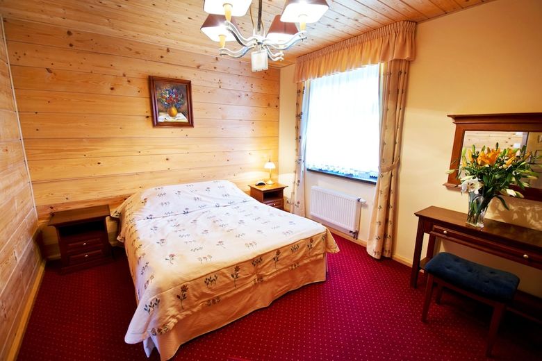 Hotel Dworek Wapionka
