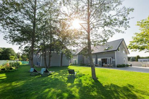 Lodge Niebieski Kamyk