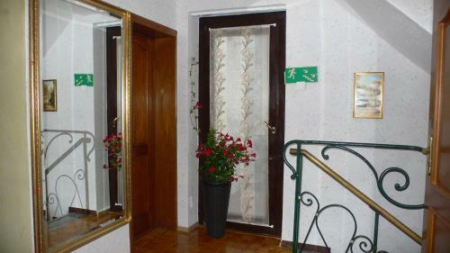 Hostal Villa Almira