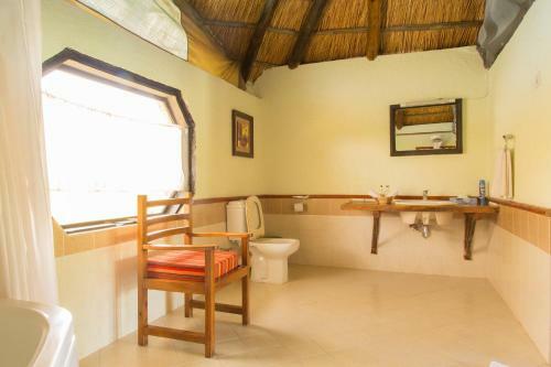 Lodge Manyara Wildlife Safari Camp
