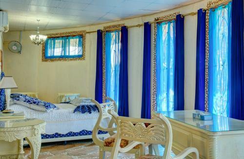 Lodge Manyara Wildlife Safari Camp