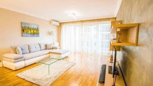 Luxury Apartment Bucharest Mall Area