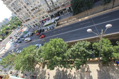 100 Sqm Luxury Apartment, Unirii Square