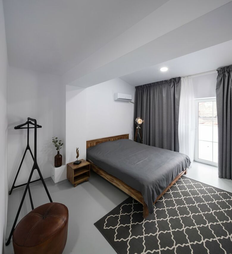 Omega House Hotel