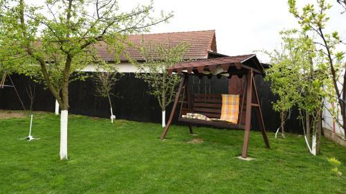 Hostal Casuta Noastra