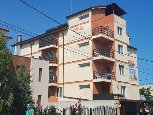 Hostal Casa Coral Autoservire