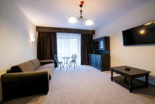 Hotel Piatra Pinului Ski & Spa