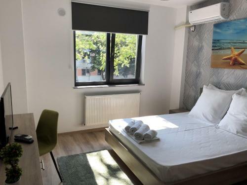 Lira Holiday Apartments
