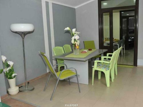 Hostal Guest House Vila Florida