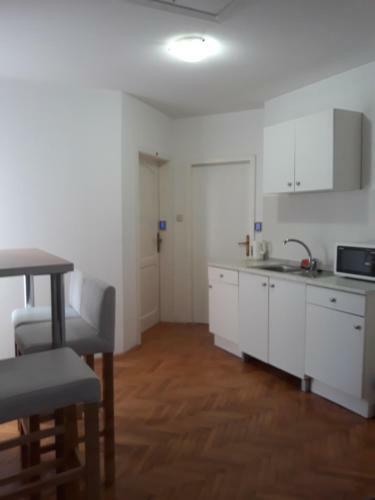 Hostel Corner 021