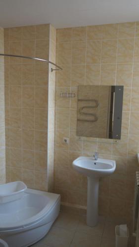 Hostal Guesthouse Samburova 210