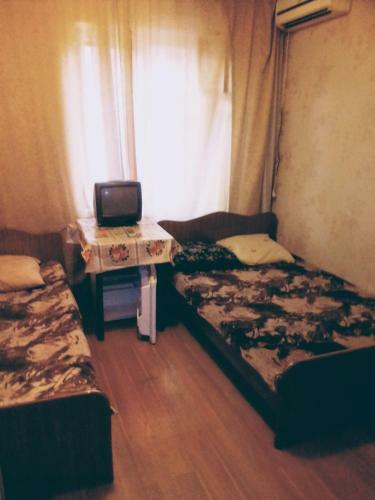 Hostal Astra Guest House