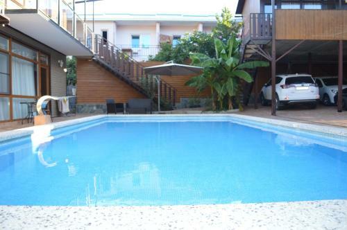 Hostal Guest House On Shkolnaya
