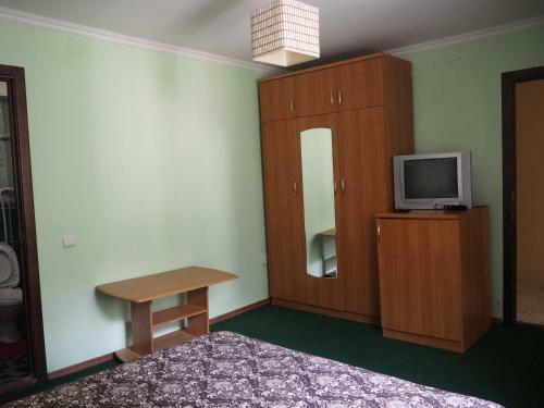 Hotel Zvezdniy